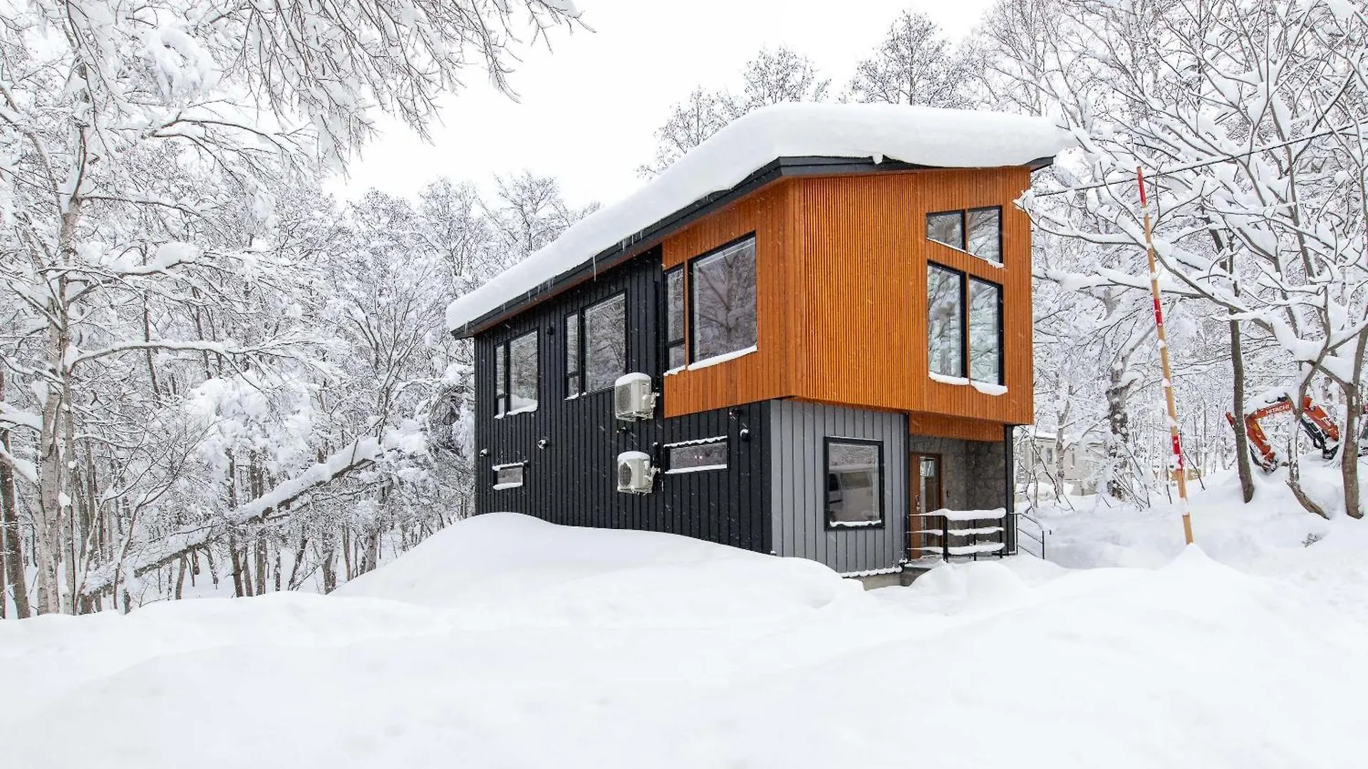 Moraine Onsen Chalet Niseko